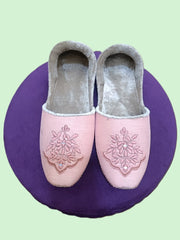 Matching flat khussa