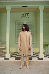 Classic Groom’s open style